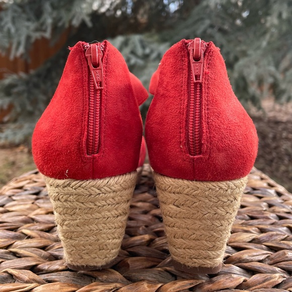 Sofft suede Espadrille Platform Strappy Back Zipper Closure Wedge Sandals - Picture 6 of 10